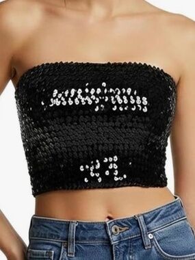 Black sequin tube top
11 inches x 11 1/2 inches